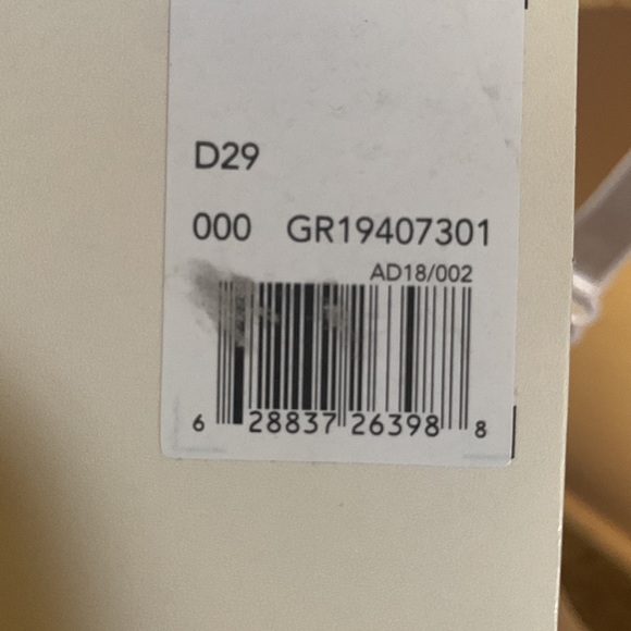 Light Pink George 6 Way Convertible bra clear plastic straps included - Picture 6 of 7